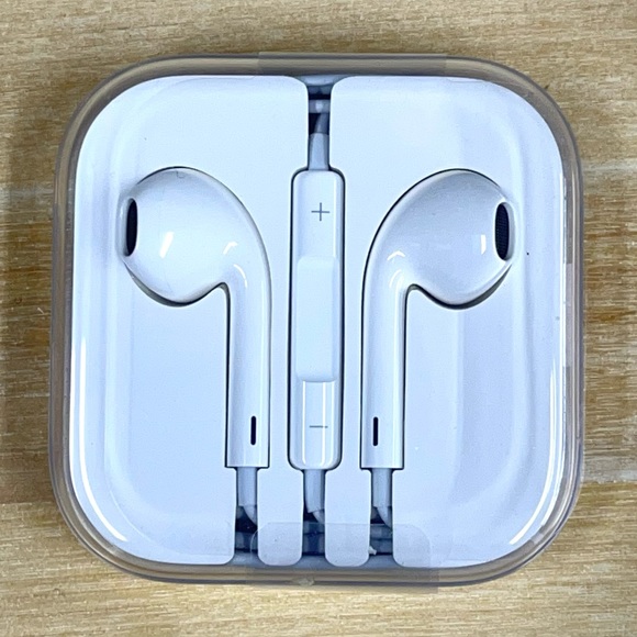 Apple Other - Apple White EarPods Wired Headphones Mic 3.5 mm